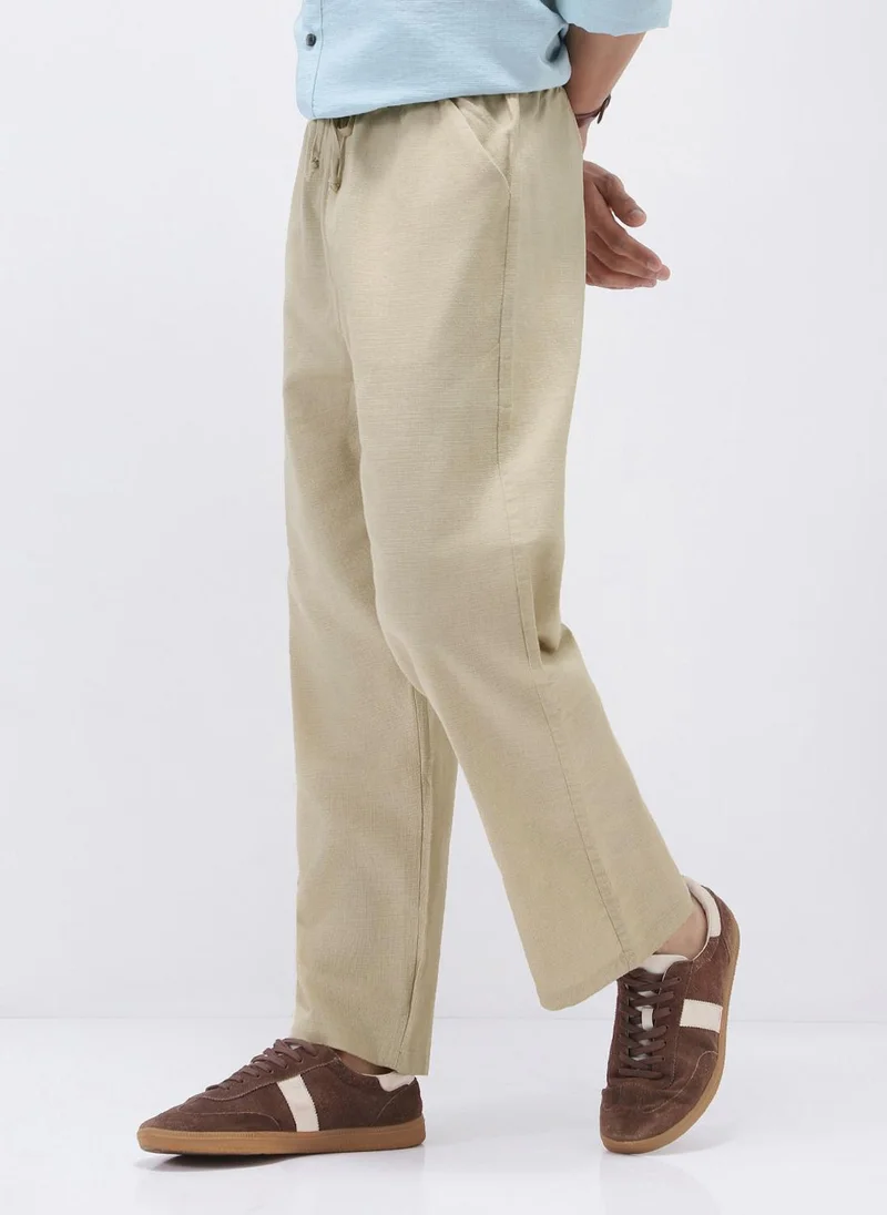 Urbano Fashion Men's Beige Loose Fit Solid Linen Blend Trousers Non-Stretchable